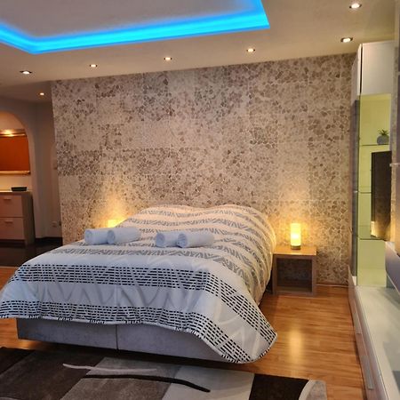 Exklusive Moderne 2 Zi. Wohnung In Ruhiger Lage Schechingen 外观 照片
