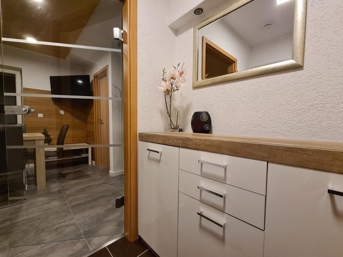 Exklusive Moderne 2 Zi. Wohnung In Ruhiger Lage Schechingen 外观 照片